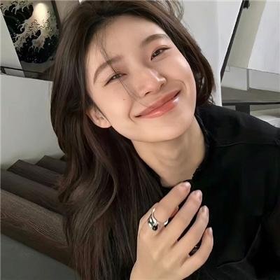 床的另一边